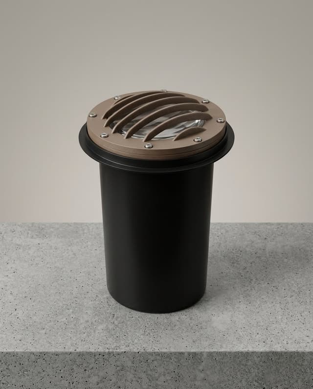Dabmar DW4701 in-ground well light, bronze finish.
